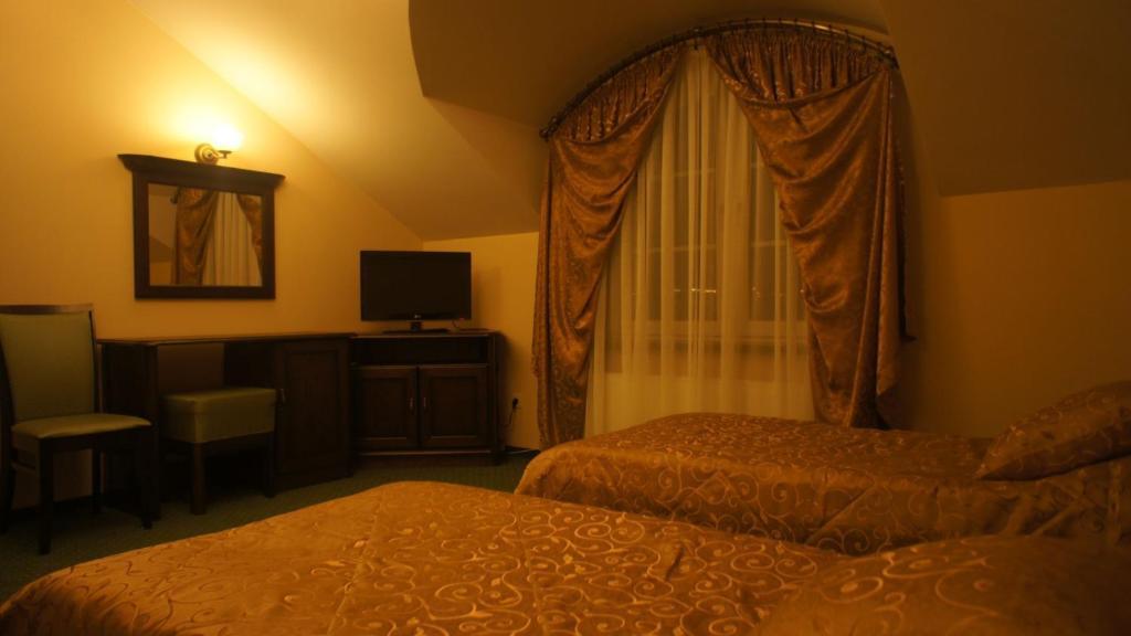 Zloty Dworek Nieporęt Quarto foto